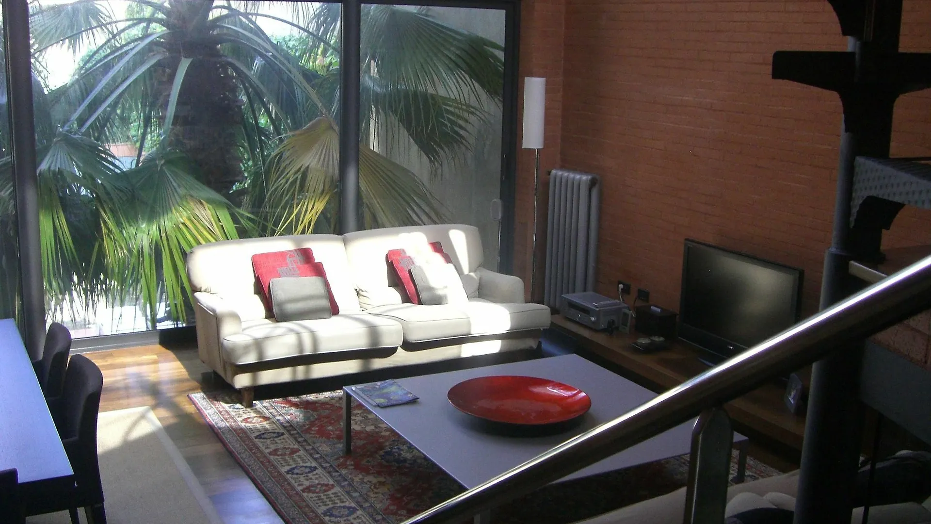City Center Private Zen House With Pool, Garden Barcelona Apartment