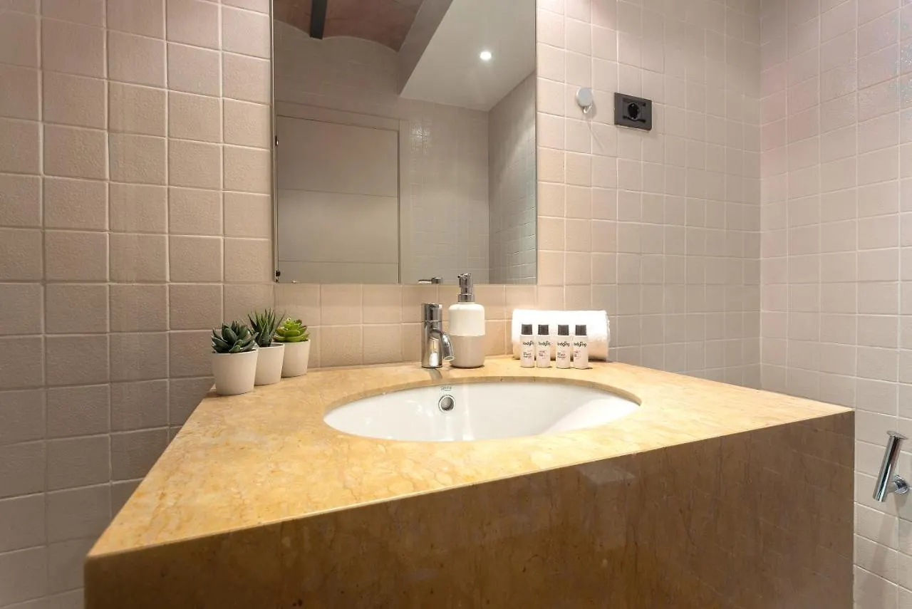City Center Private Zen House With Pool, Garden Barcelona Apartment