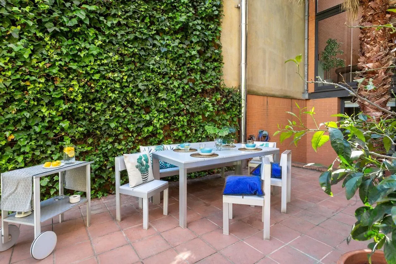 Apartment City Center Private Zen House With Pool, Garden Barcelona