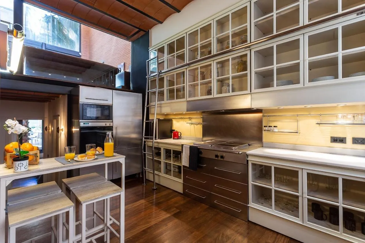 Apartment City Center Private Zen House With Pool, Garden Barcelona